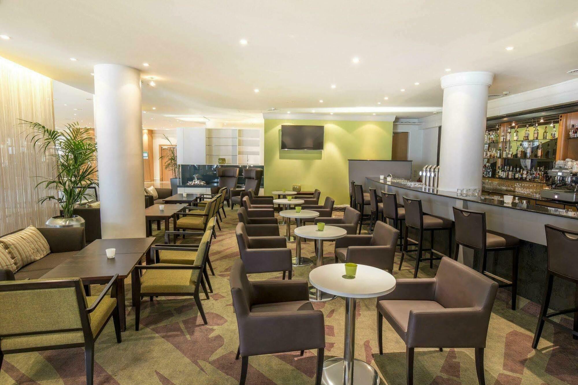 Hilton Garden Inn Vienna South Restoran foto