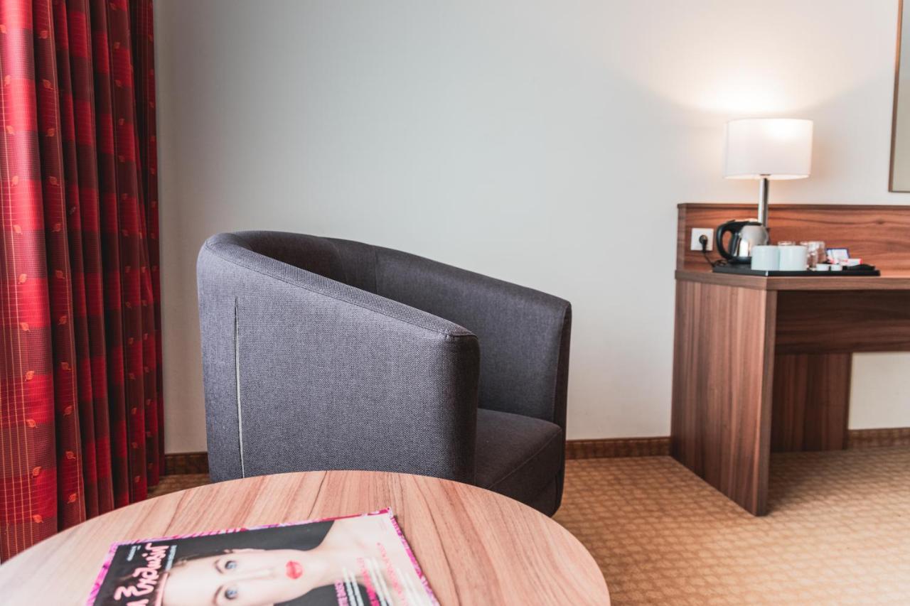 Hilton Garden Inn Vienna South Bagian luar foto